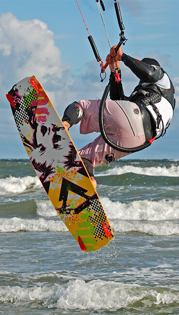 Kitesurfing